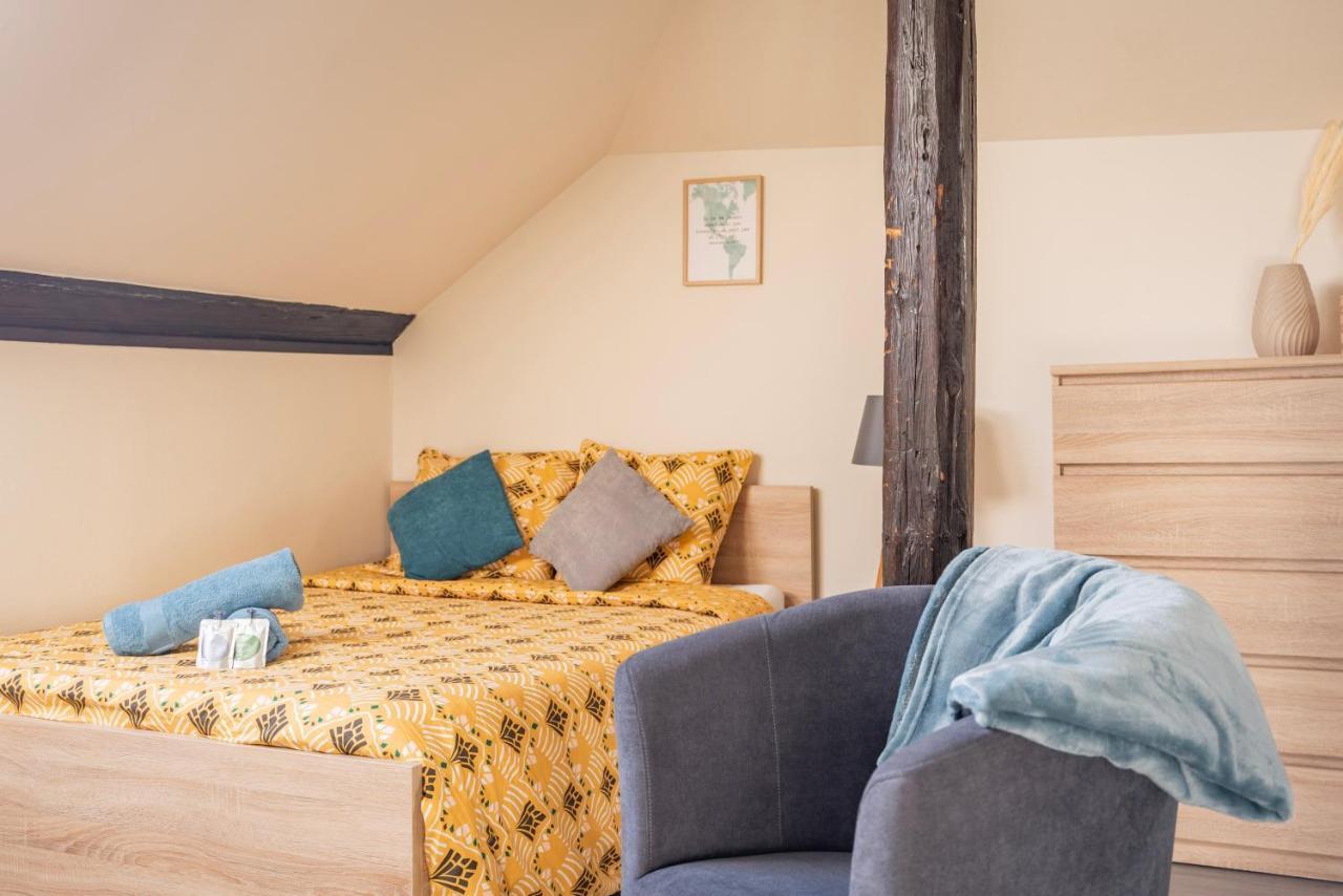 Ferienwohnung Celestial - Golden Tree - Wifi - 20Min St-Croix & Center Parcs Sarrebourg Exterior foto