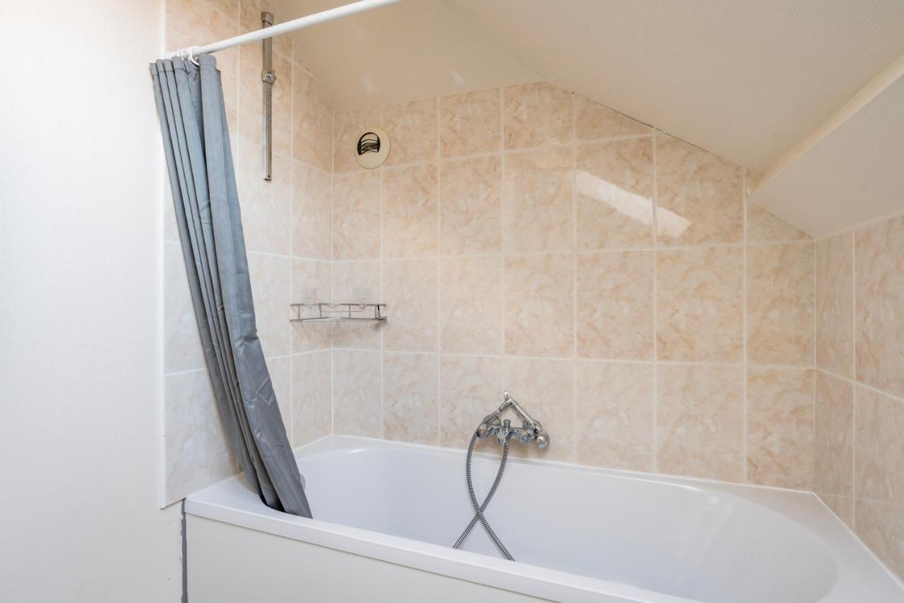 Ferienwohnung Celestial - Golden Tree - Wifi - 20Min St-Croix & Center Parcs Sarrebourg Exterior foto